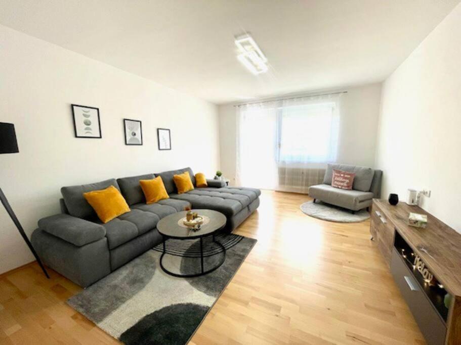 Wohlfuehlen Neben Dem Murradweg Appartement Graz Buitenkant foto